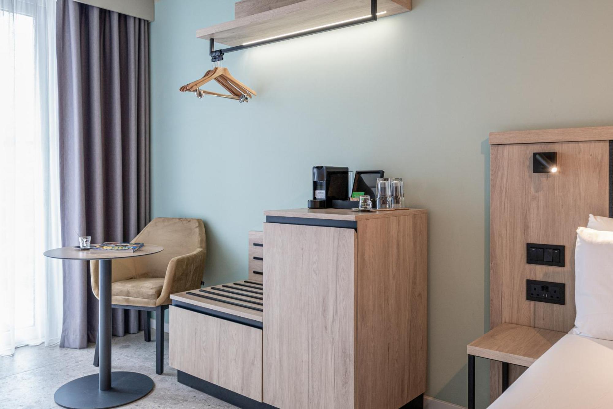 Hotel Mistral St Julian'S, Affiliated By Melia San Giuliano Esterno foto