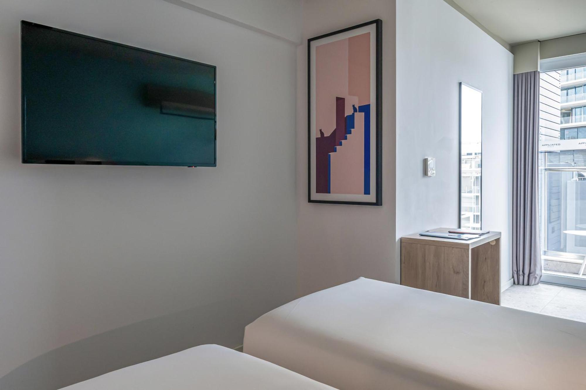 Hotel Mistral St Julian'S, Affiliated By Melia San Giuliano Esterno foto